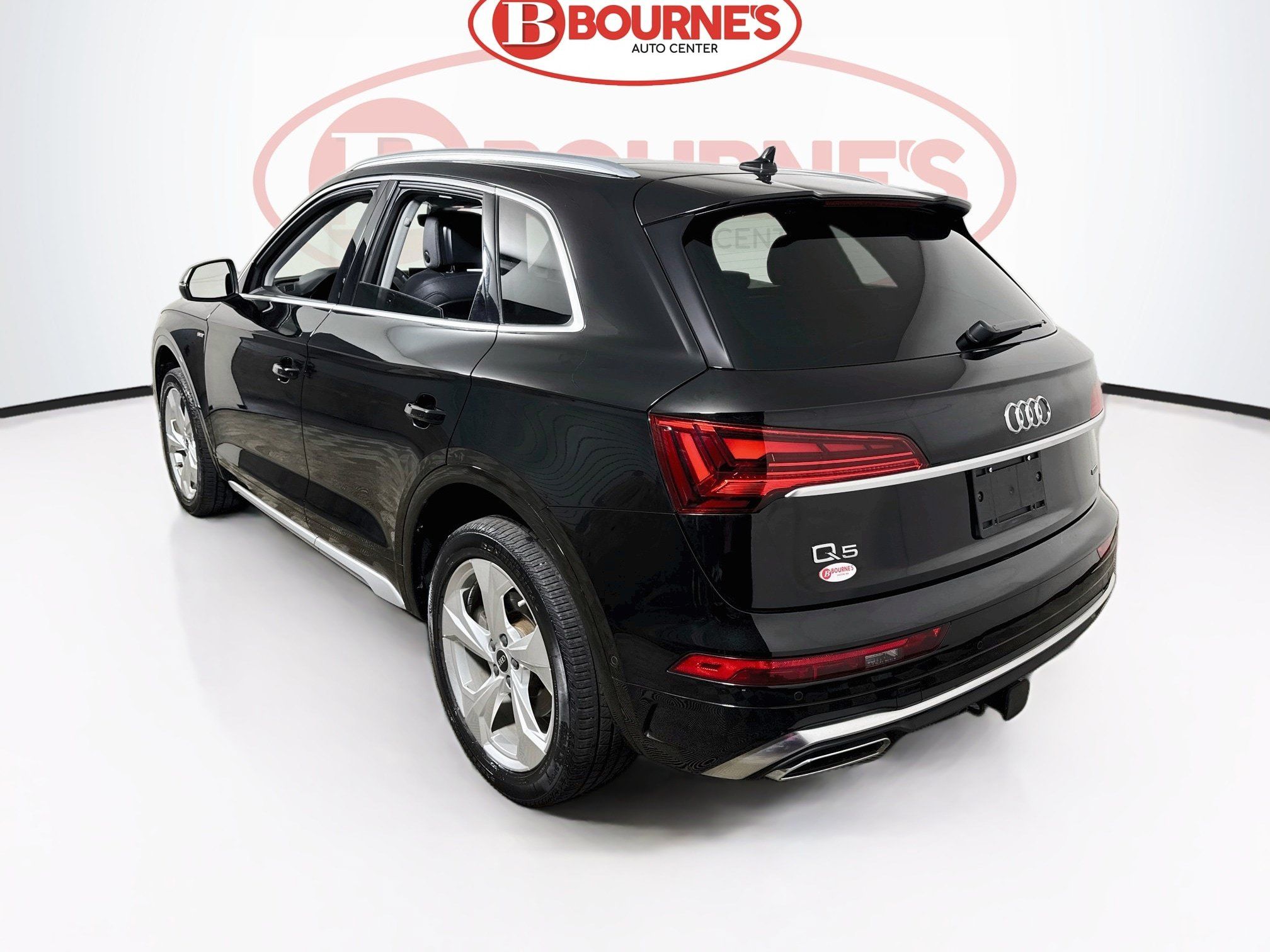Used 2023 Audi Q5 2.0T Prestige w/ Prestige Package AWD/4WD image 9