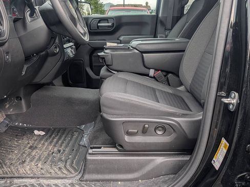 Used 2022 Chevrolet Silverado 1500 Custom AWD/4WD image 13