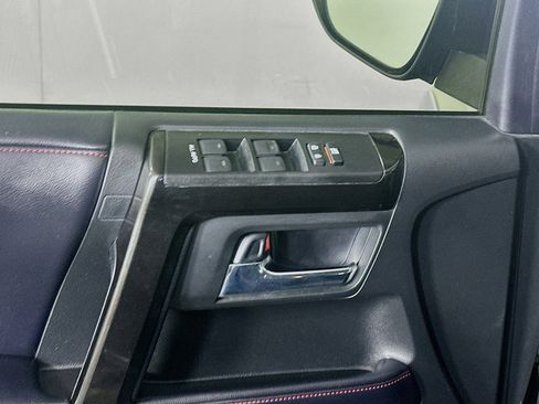 Used 2019 Toyota 4Runner TRD Off-Road Premium image 15