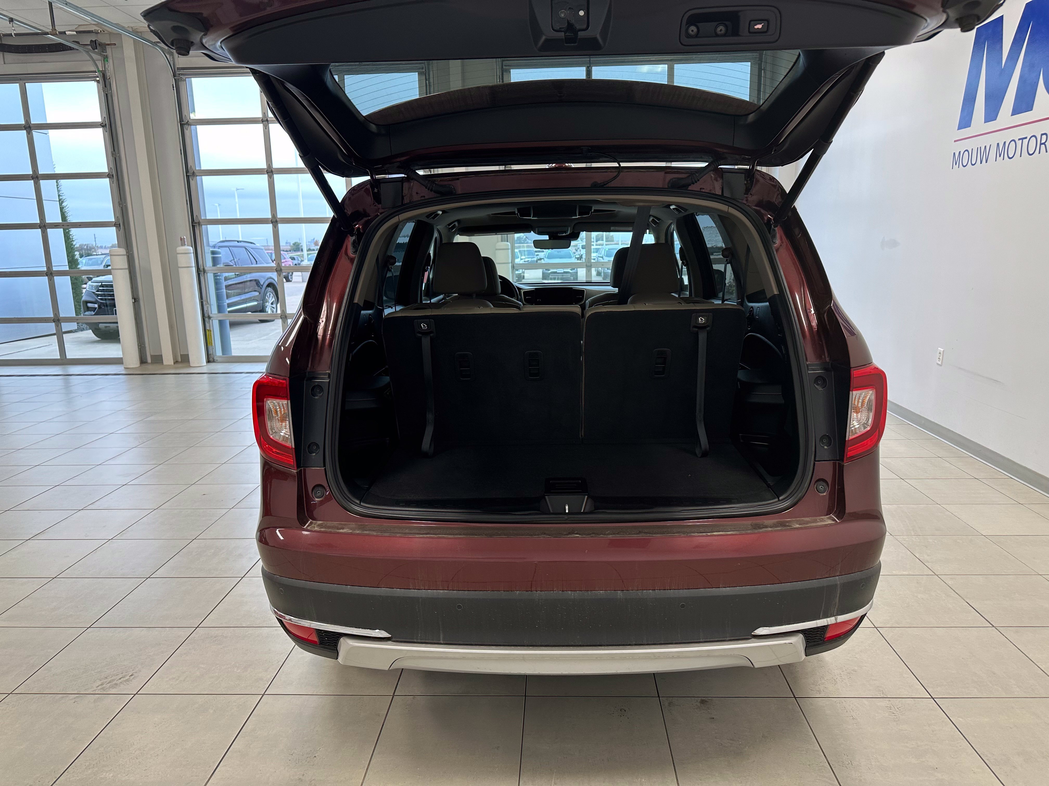 Used 2021 Honda Pilot Touring image 7