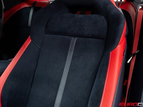 Used 2024 Aston Martin DB12 Coupe image 39