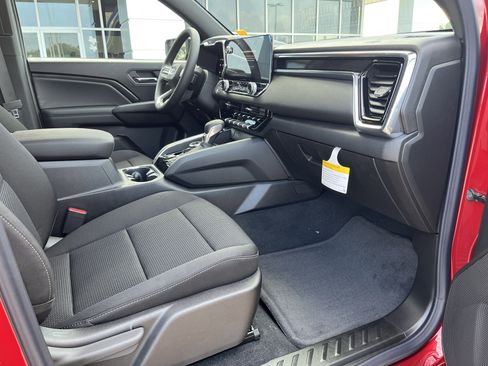 New 2026 GMC Canyon Elevation w/ Convenience Package image 14