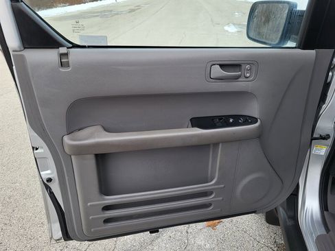 Used 2011 Honda Element EX image 23