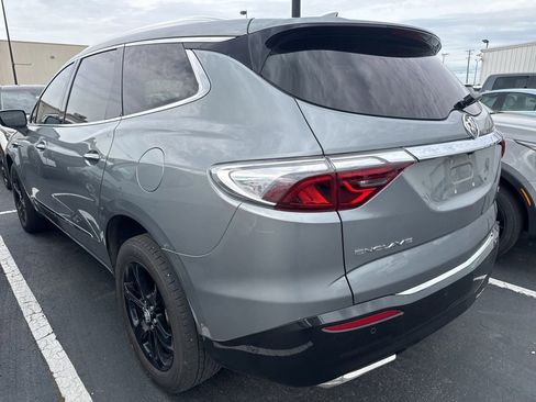 Used 2023 Buick Enclave Essence w/ Sport Touring Edition FWD image 4
