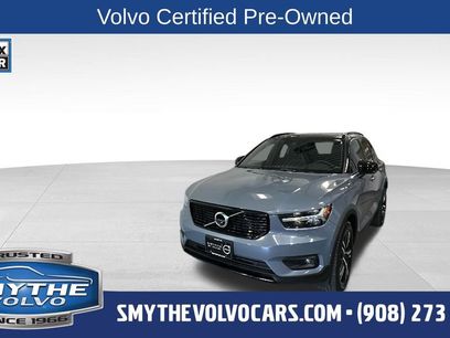 Certified 2022 Volvo XC40 T5 R-Design