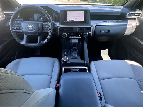 Used 2026 Toyota Tacoma SR5 AWD/4WD image 21