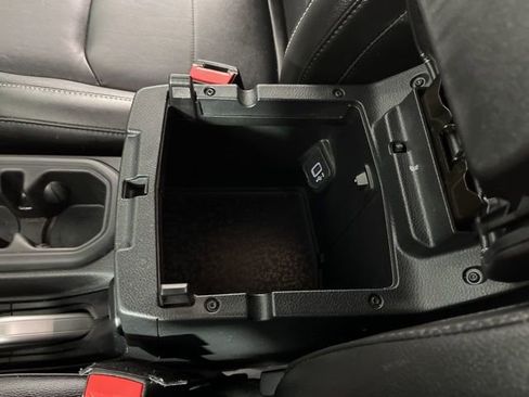 Used 2021 Jeep Wrangler Unlimited Sahara image 30