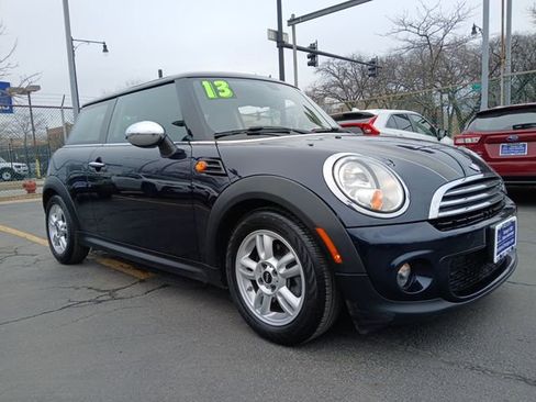 Used 2013 MINI Cooper Hardtop image 2