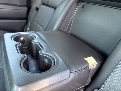 Certified 2021 Chevrolet Silverado 1500 High Country w/ Technology Package image 29