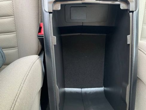Used 2018 Ford Fusion S FWD image 18