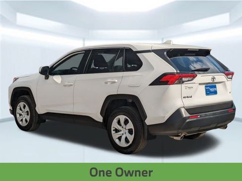 Used 2024 Toyota RAV4 LE image 4