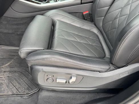 Used 2023 BMW X5 xDrive40i AWD/4WD image 16