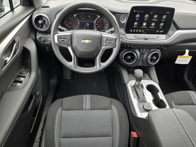 New 2026 Chevrolet Blazer LT w/ Convenience Package FWD image 10