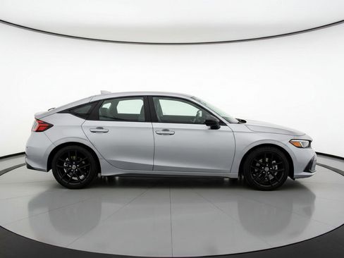 Used 2025 Honda Civic Sport image 11