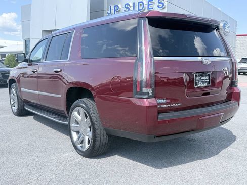 Used 2019 Cadillac Escalade ESV Premium Luxury AWD/4WD image 7