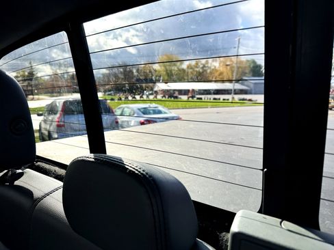 Used 2014 Ford F150 XLT w/ Equipment Group 302A Luxury image 16