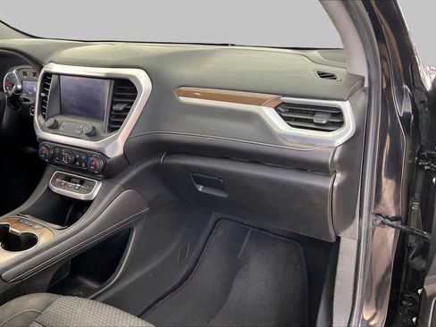 Used 2020 GMC Acadia SLE FWD image 16