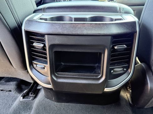 Used 2022 RAM 1500 Big Horn AWD/4WD image 38