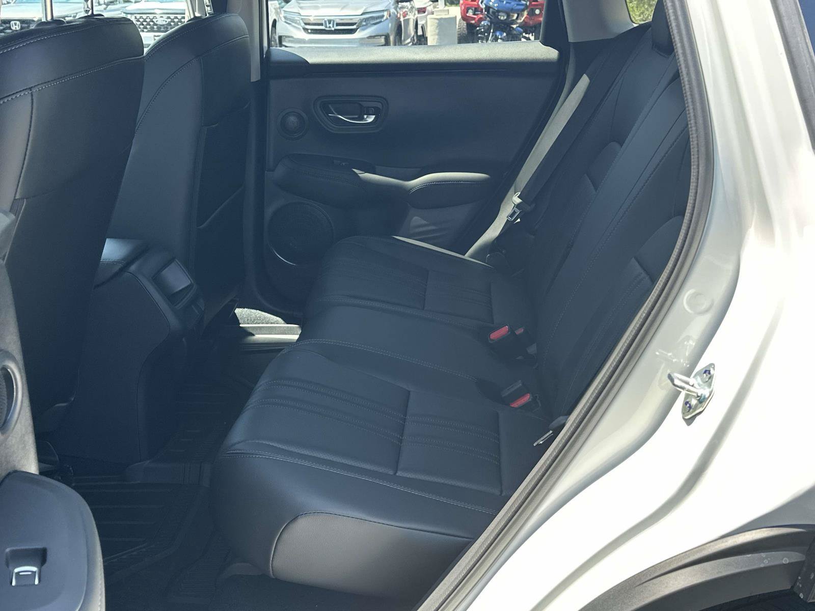 New 2027 Honda HR-V EX-L image 9