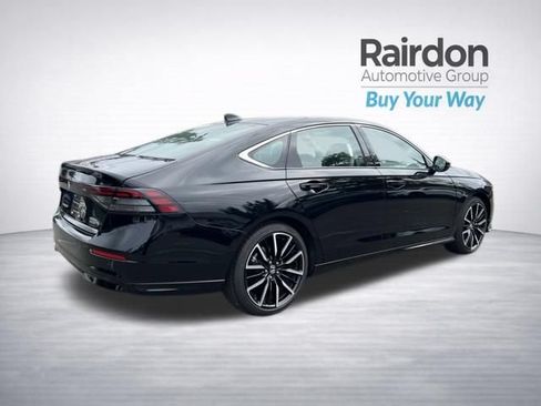 Used 2025 Honda Accord Touring image 7