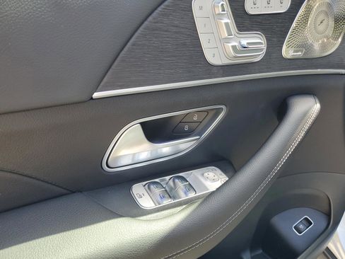 New 2026 Mercedes-Benz GLS 450 4MATIC image 22