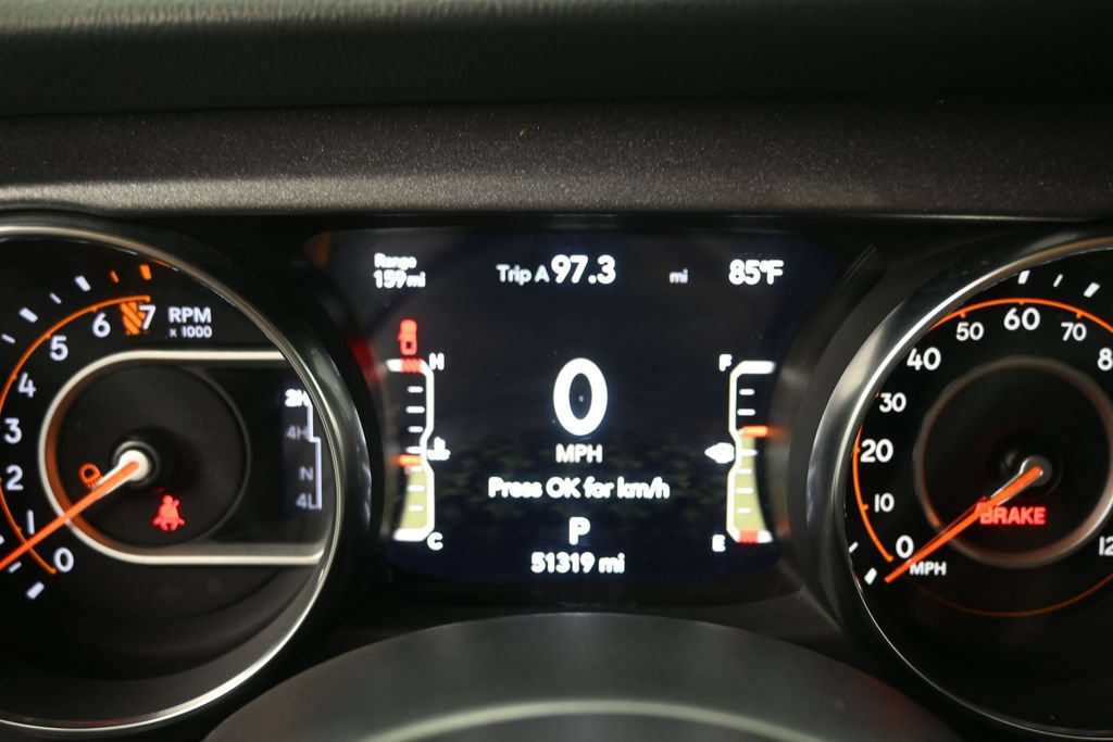 Used 2023 Jeep Gladiator Mojave w/ Cold Weather Group AWD/4WD image 13