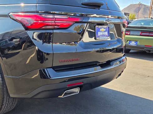 Used 2023 Chevrolet Traverse Premier w/ Redline Edition FWD image 5