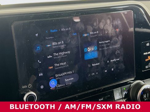 Used 2024 Toyota Highlander LE image 8