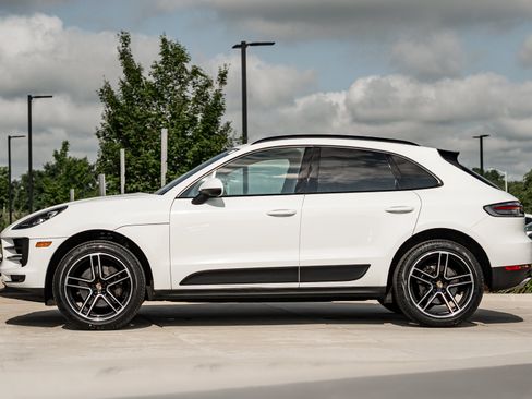 Used 2019 Porsche Macan AWD/4WD image 6
