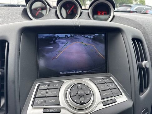 Used 2014 Nissan 370Z Touring w/ Sport Package RWD image 10
