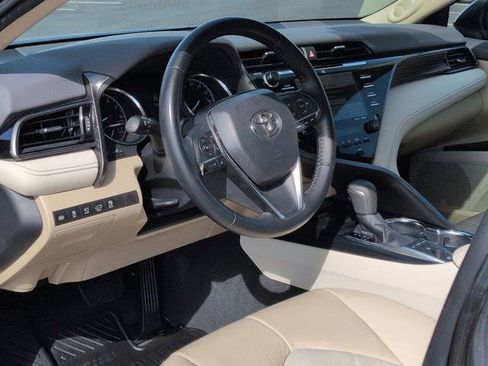 Certified 2019 Toyota Camry XLE w/ Driver Assist Package image 9