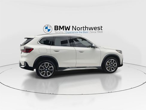 Used 2023 BMW X1 xDrive28i w/ Convenience Package AWD/4WD image 4
