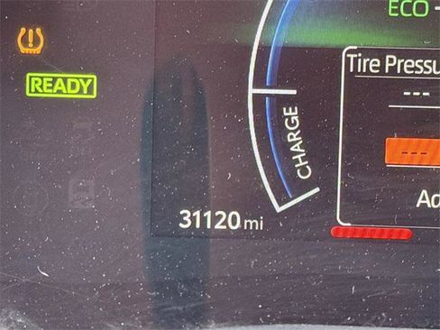 Certified 2025 Toyota Camry LE image 9