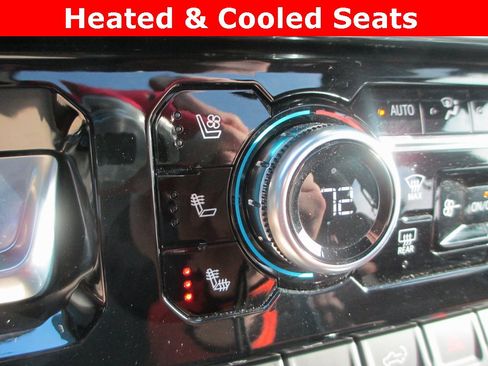 Certified 2024 GMC Sierra 3500 Denali Ultimate image 19