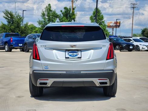 Used 2020 Cadillac XT5 Premium Luxury AWD/4WD image 6