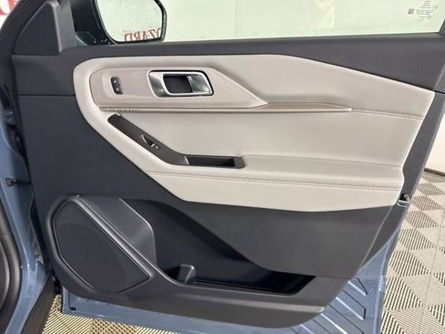 New 2026 Ford Explorer Active w/ Active Comfort Package image 23