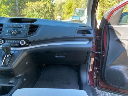 Used 2015 Honda CR-V LX image 28