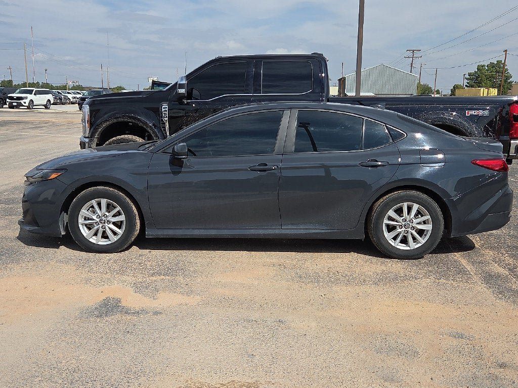 Used 2025 Toyota Camry LE FWD image 2