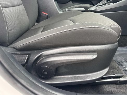 Used 2024 Kia Forte LXS FWD image 12