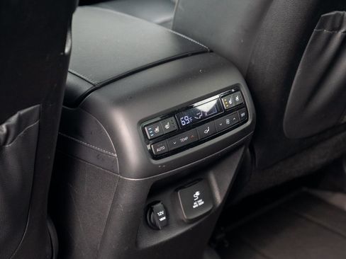 Used 2021 Hyundai Palisade Limited AWD/4WD image 30