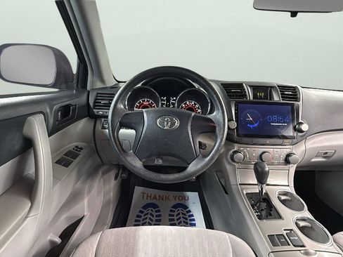 Used 2011 Toyota Highlander 2WD image 13
