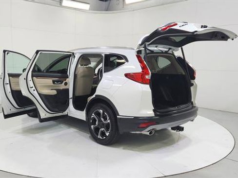 Used 2019 Honda CR-V Touring image 11