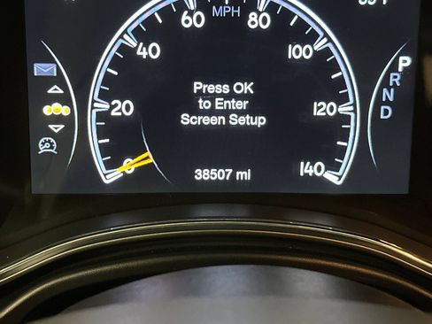 Used 2018 Jeep Grand Cherokee Limited image 34