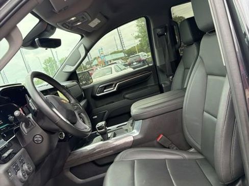 Used 2024 Chevrolet Silverado 1500 LTZ AWD/4WD image 13