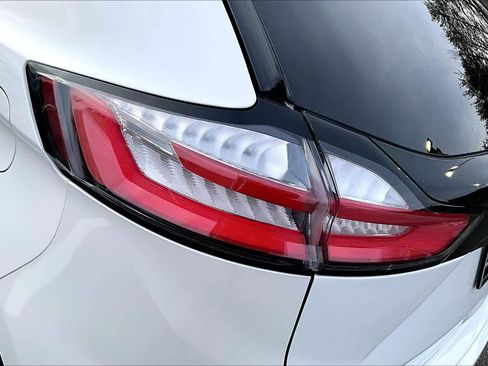 Used 2020 Ford Edge ST w/ Cold Weather Package image 28