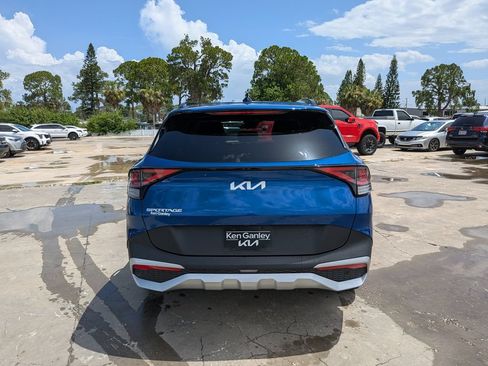 Certified 2025 Kia Sportage EX w/ Premium Package FWD image 7
