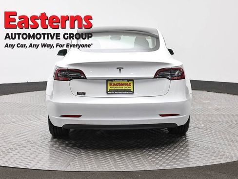 Used 2023 Tesla Model 3 Standard Range image 6