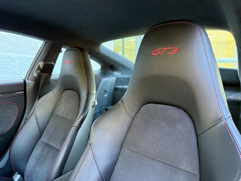 Used 2014 Porsche 911 GT3 image 13