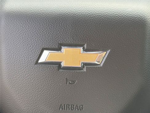 Used 2025 Chevrolet Silverado 2500 LT w/ Convenience Package AWD/4WD image 23