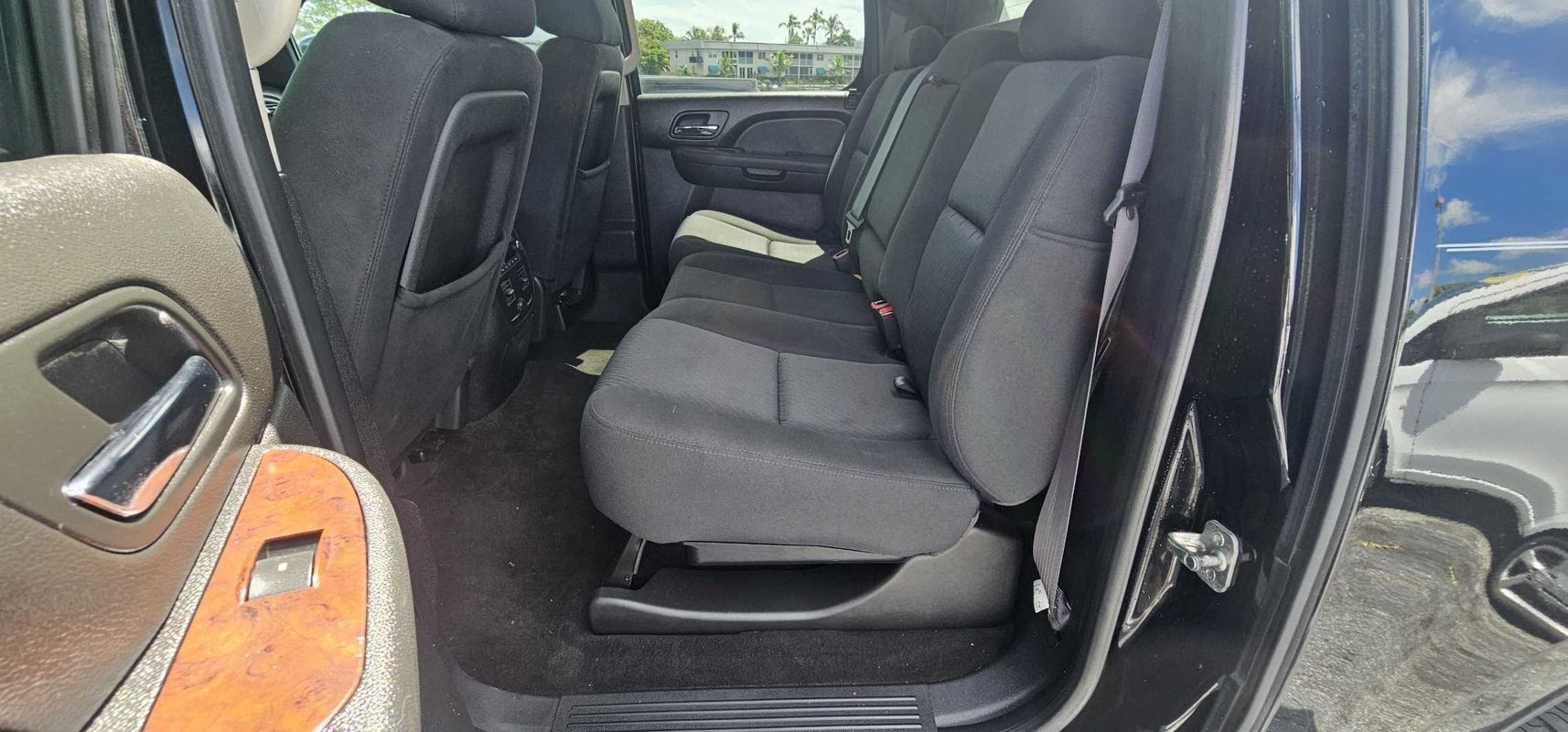 Used 2012 Chevrolet Avalanche LS RWD image 25